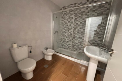 7552c716d5a7ae0a0a6f8e93768c7df9 - 12