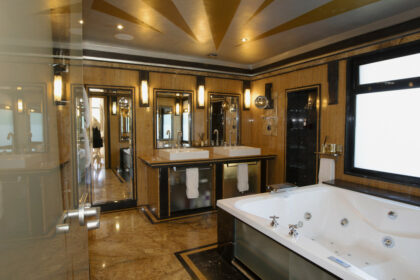 76a2137bc838983a23f5d97880551f1b - 25