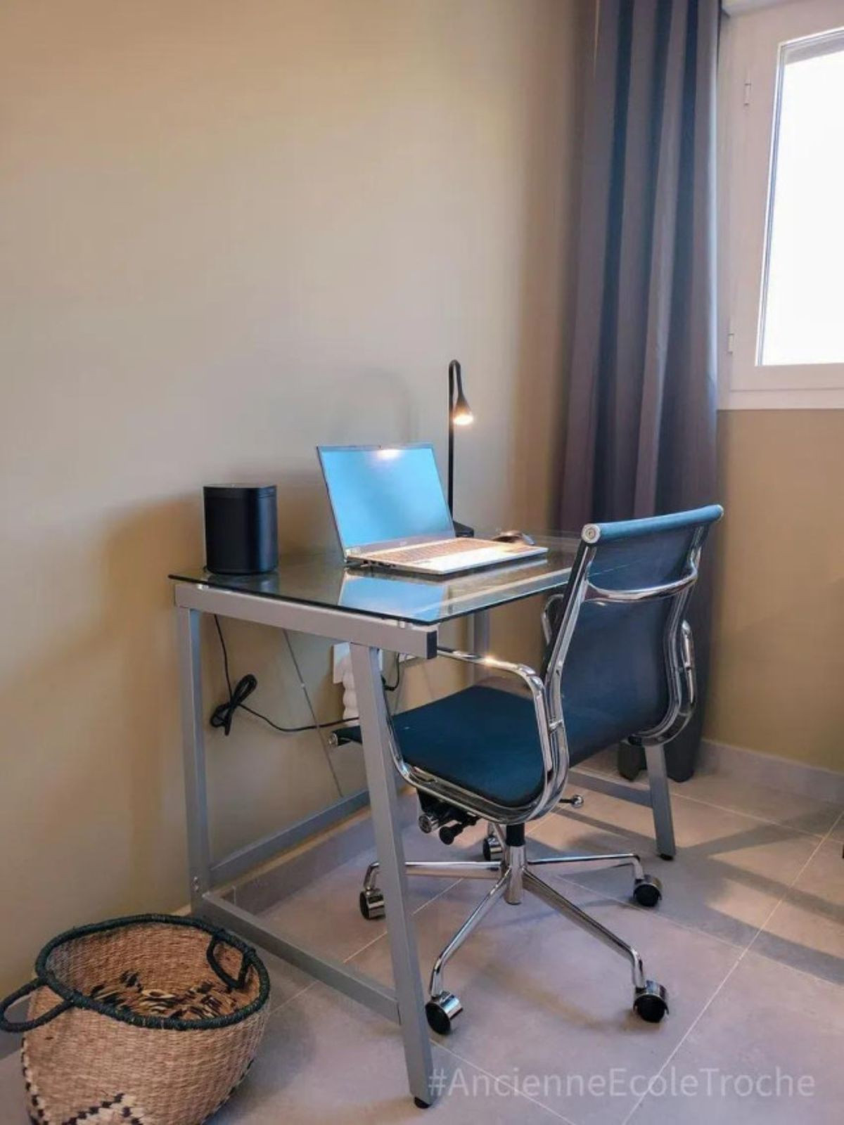 76d0e80a5a89384d6879da575ee543f6 - 13