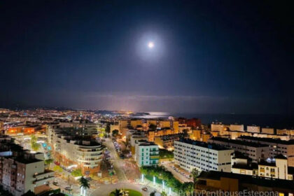 76d0e80a5a89384d6879da575ee543f6 - 15