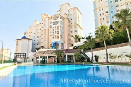 76d0e80a5a89384d6879da575ee543f6 - 16