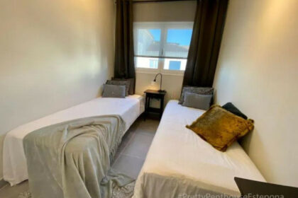 76d0e80a5a89384d6879da575ee543f6 - 8