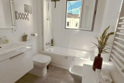 76d0e80a5a89384d6879da575ee543f6 - 9