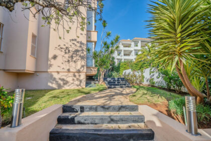 7740c1e2ef5fc937a279d6e75c7093cb - 18