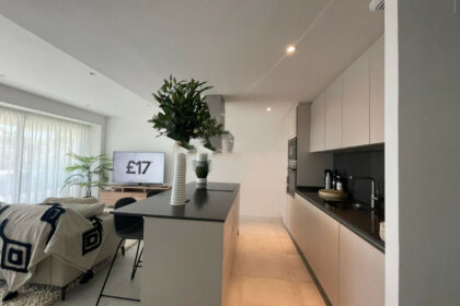 784249ac2e62b03c78fee20900d7771d - 12