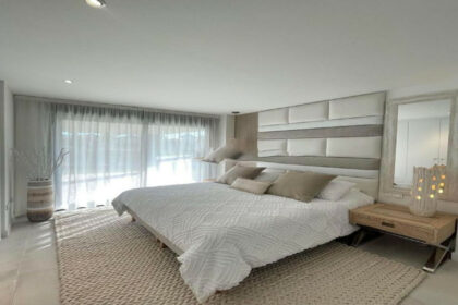 784249ac2e62b03c78fee20900d7771d - 18