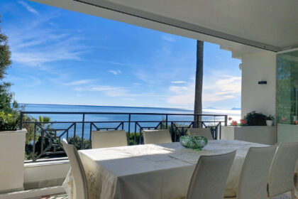 7a21ed66d82684e5abc67bf67bfe1669 - 18