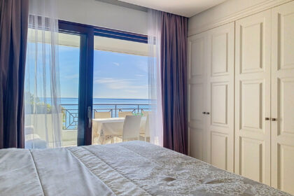 7a21ed66d82684e5abc67bf67bfe1669 - 33