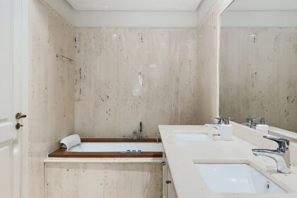 7a21ed66d82684e5abc67bf67bfe1669 - 37