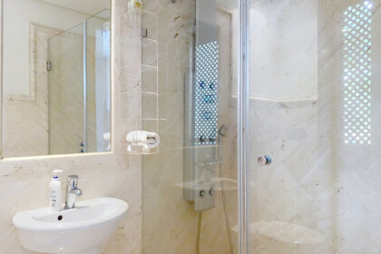 7a21ed66d82684e5abc67bf67bfe1669 - 41