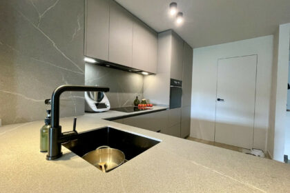 7ba2df8163121e5a845e7decaee870f0 - 12