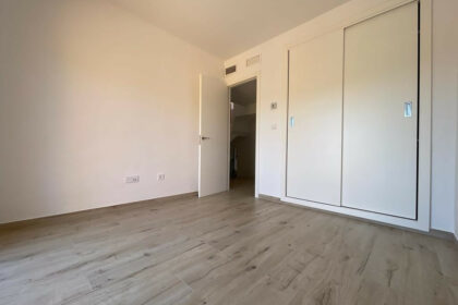 7ccbd9b0d245b249cab01ccf392b99f7 - 9