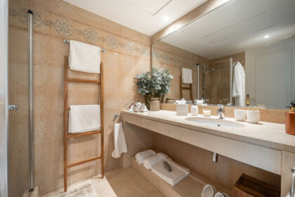 7deb2500e6861d6cb988f1106c46012e - 24