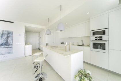 7fd6ec9ae4f73fe1602288d122b06e66 - 10