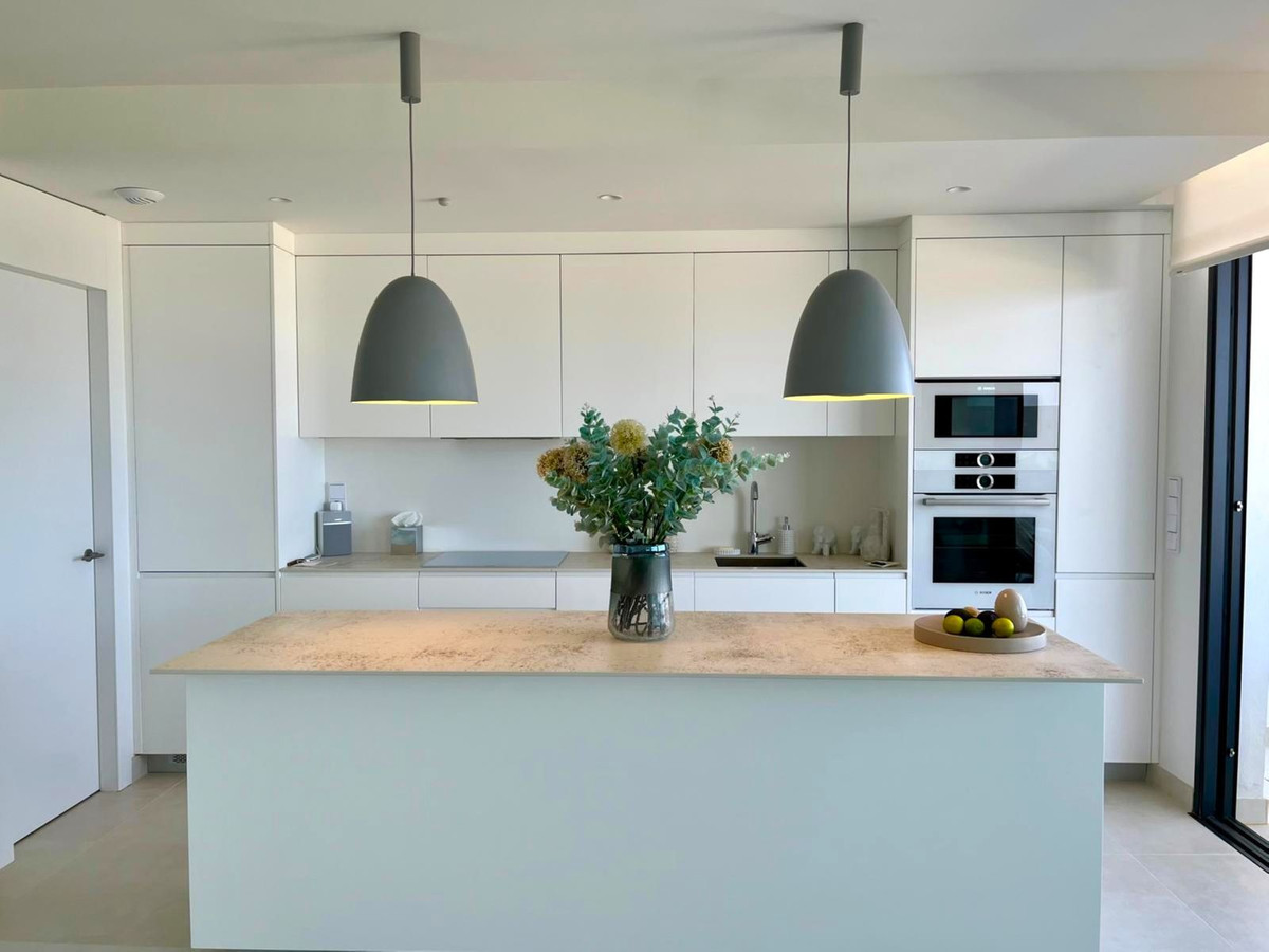 7fd6ec9ae4f73fe1602288d122b06e66 - 15