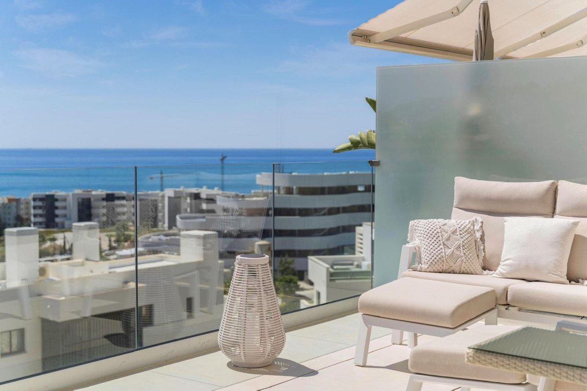 7fd6ec9ae4f73fe1602288d122b06e66 - 8