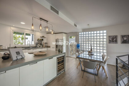 7ff94053a1fa964bdfe2cb54c7064800 - 15