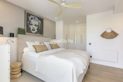 7ff94053a1fa964bdfe2cb54c7064800 - 25