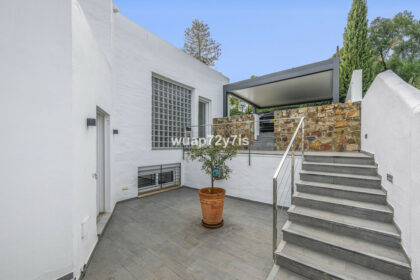 7ff94053a1fa964bdfe2cb54c7064800 - 39