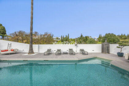 7ff94053a1fa964bdfe2cb54c7064800 - 49