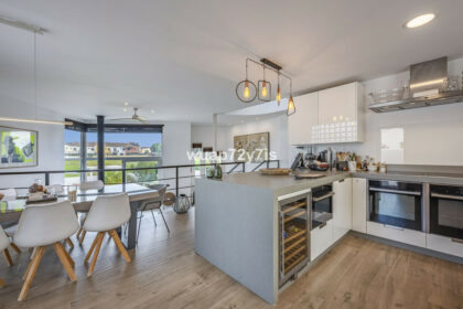 7ff94053a1fa964bdfe2cb54c7064800 - 5