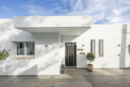 7ff94053a1fa964bdfe2cb54c7064800 - 54