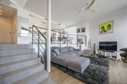 7ff94053a1fa964bdfe2cb54c7064800 - 7