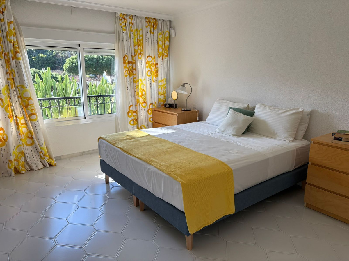 802f1c907801c54e5123382e62a2f060 - 23