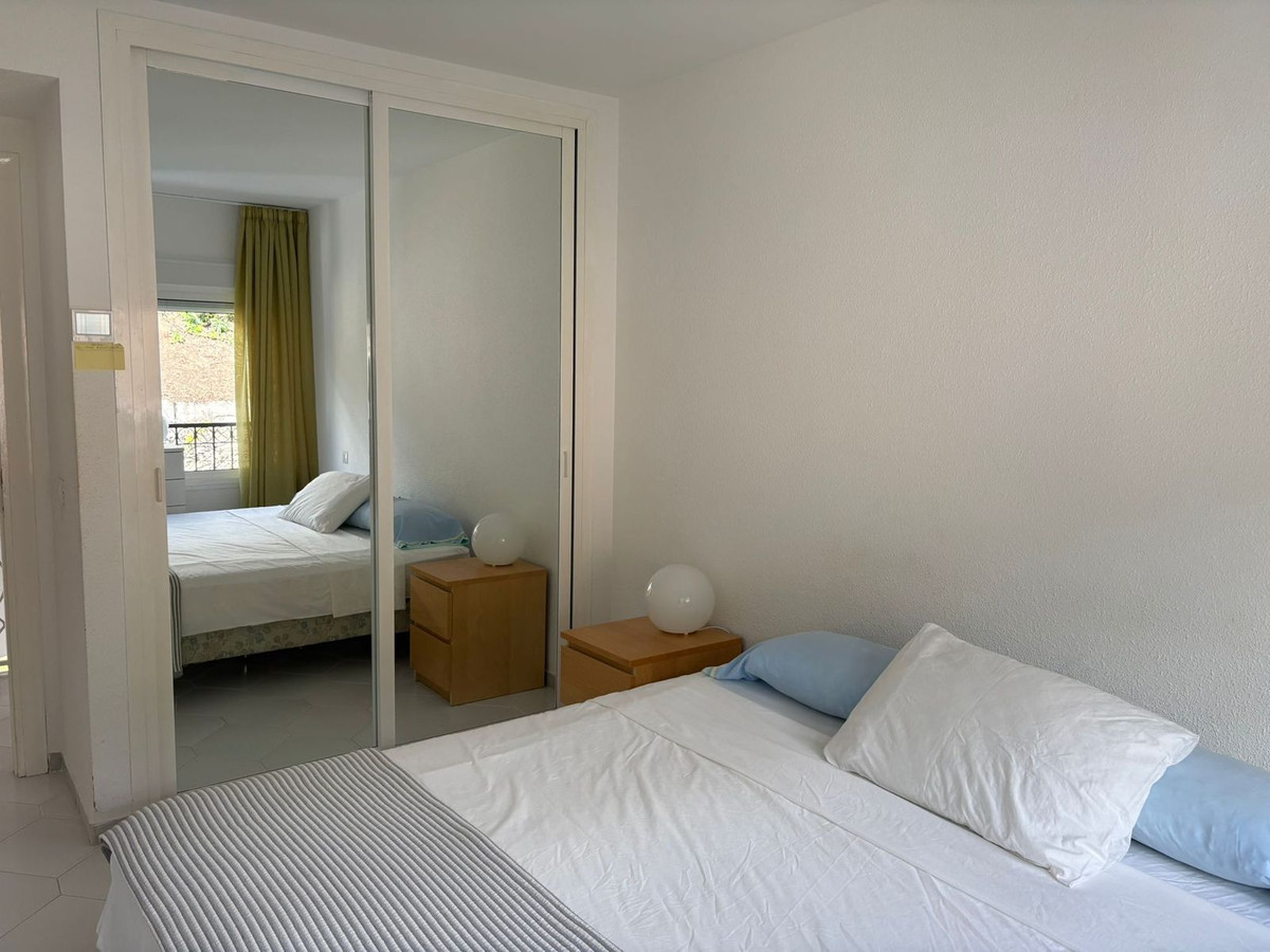 802f1c907801c54e5123382e62a2f060 - 30