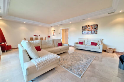 8094bcaca3cc9bedf191b38496390643 - 2