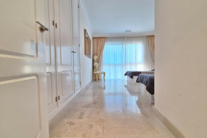 8094bcaca3cc9bedf191b38496390643 - 27