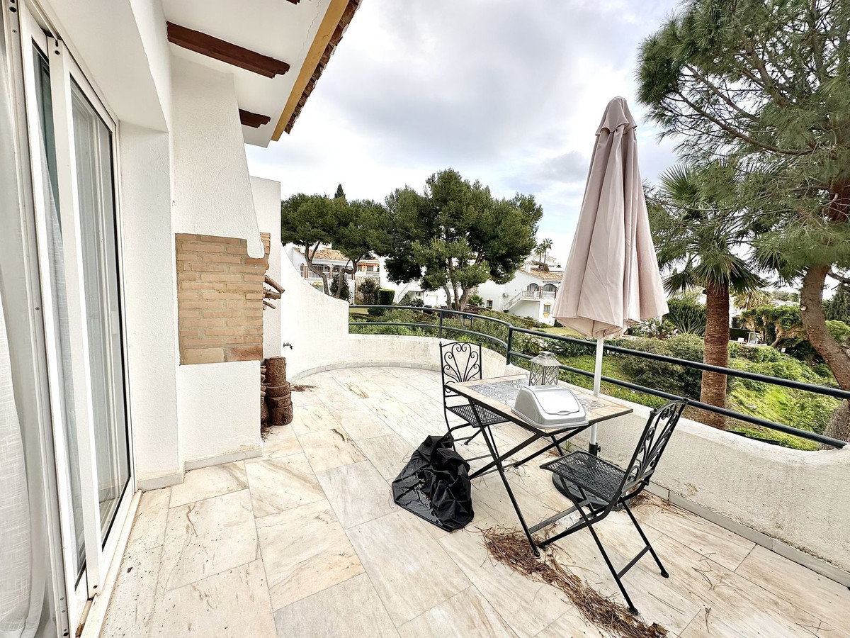 83275d7ef9347bc960ca5bc48f735a1c - 14