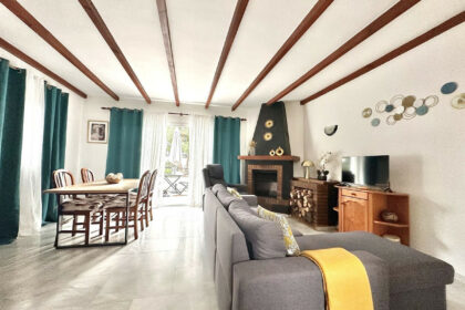 83275d7ef9347bc960ca5bc48f735a1c - 2