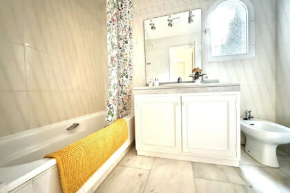 83275d7ef9347bc960ca5bc48f735a1c - 21