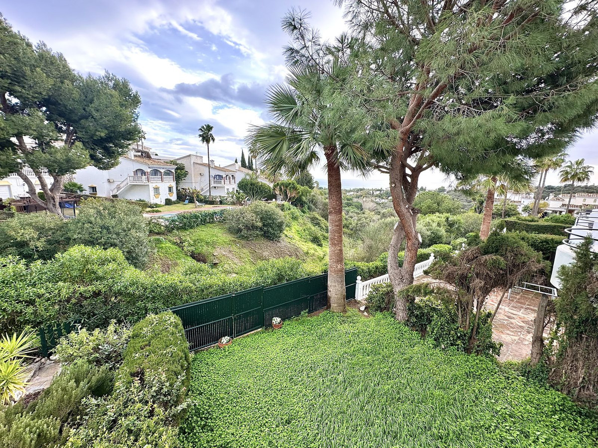 83275d7ef9347bc960ca5bc48f735a1c - 23