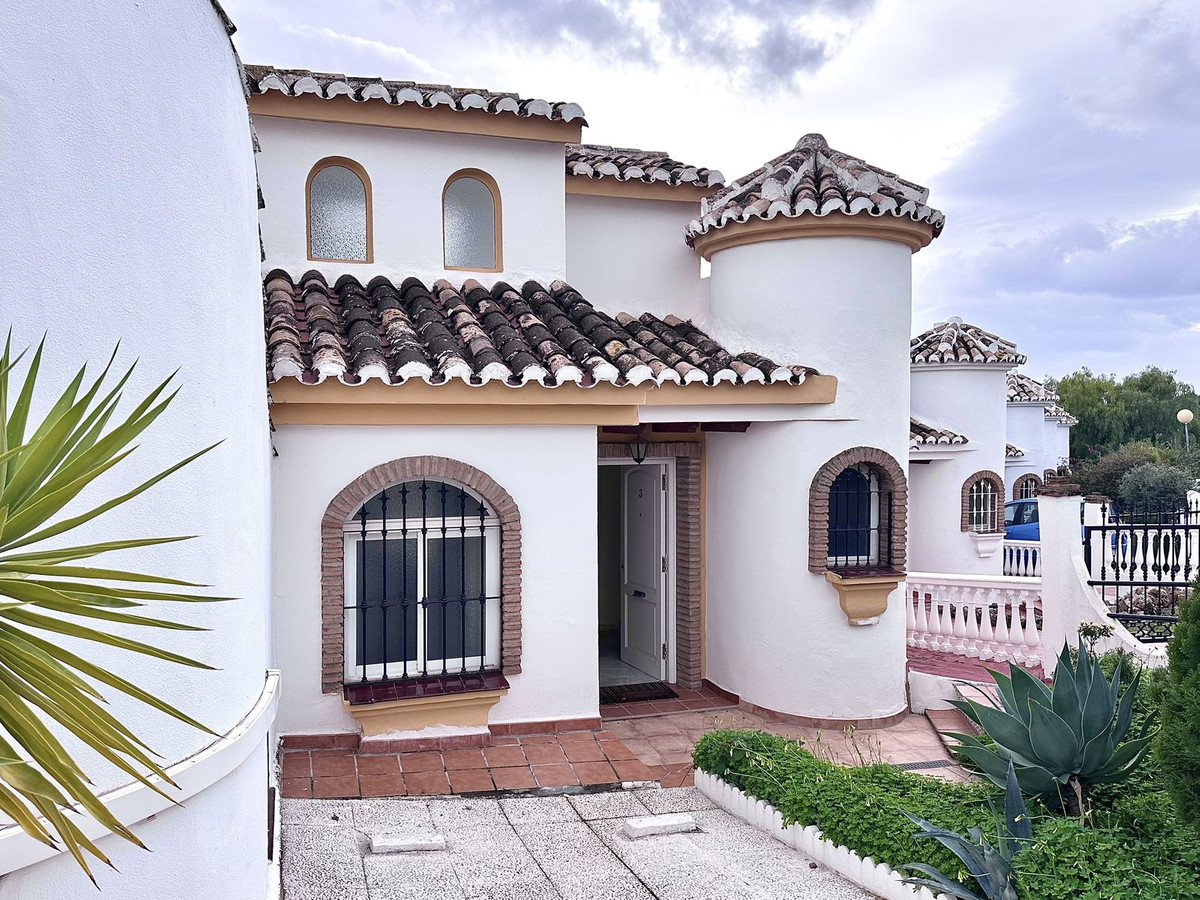 83275d7ef9347bc960ca5bc48f735a1c - 26