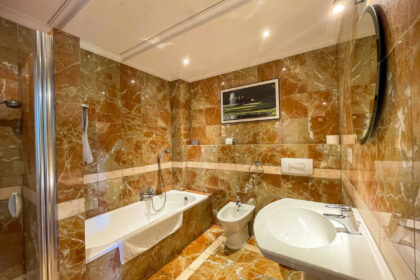 837ea9ddbfd28b18489c243c1ae86efd - 14