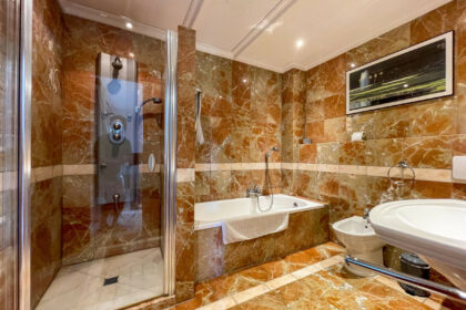 837ea9ddbfd28b18489c243c1ae86efd - 16