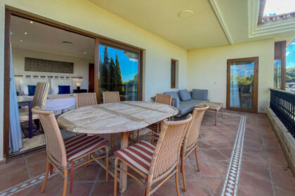 837ea9ddbfd28b18489c243c1ae86efd - 25