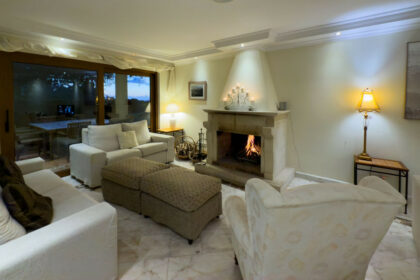 837ea9ddbfd28b18489c243c1ae86efd - 54