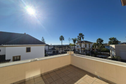 83cf3683ea47c293f1b2daf6640395db - 1