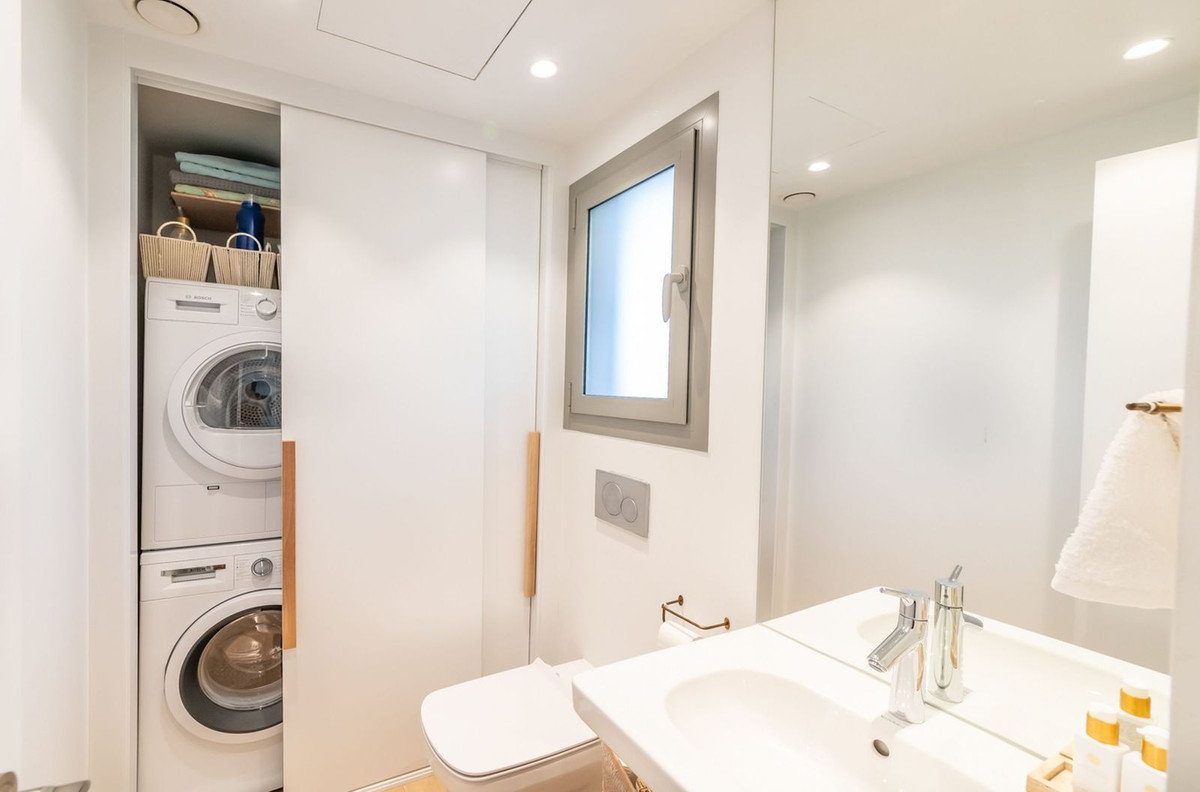 854296a3f615e8d1e2879c7517335f58 - 24