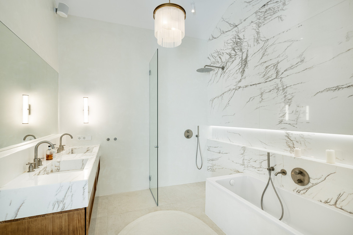 857452b86f420585c419f90594a2cd40 - 10