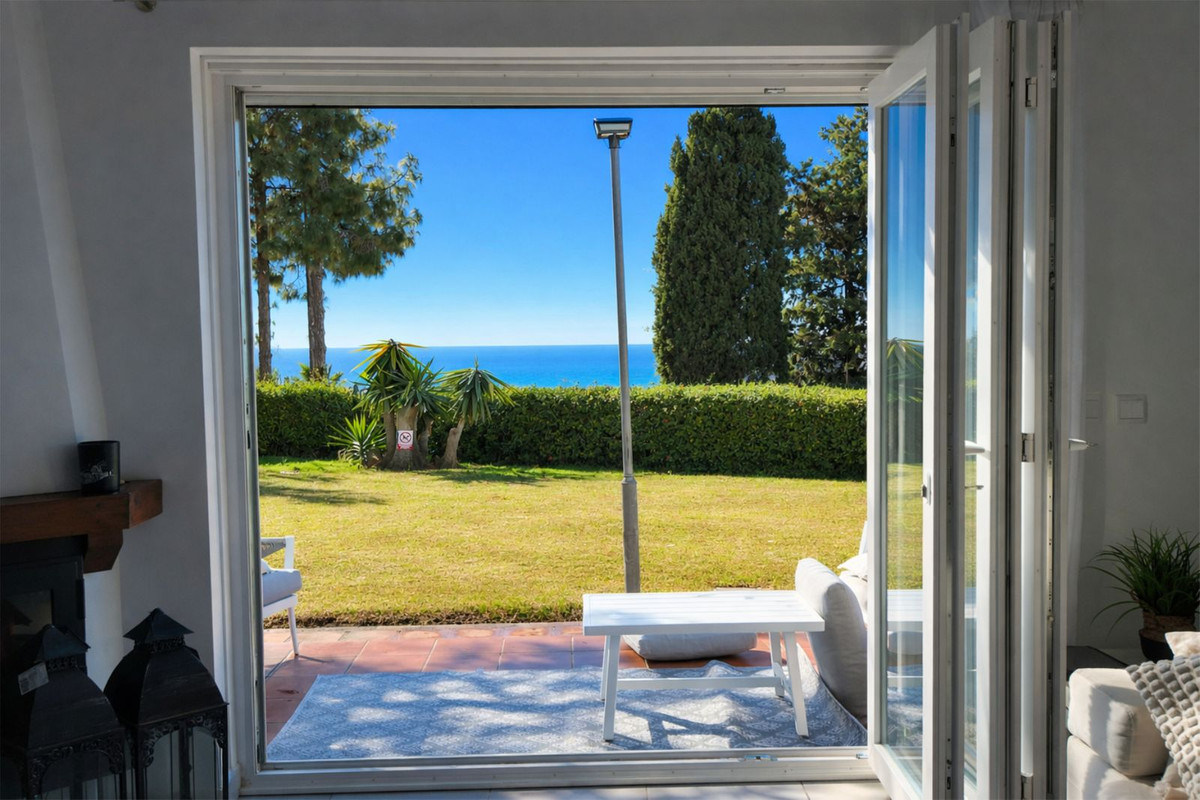 86993d99ae73b0448bddf5aab7dd5541 - 2