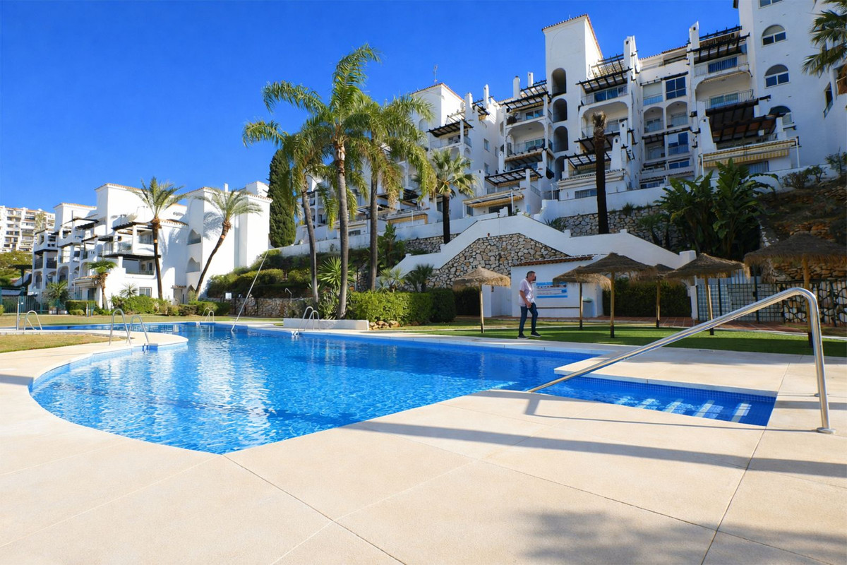 86993d99ae73b0448bddf5aab7dd5541 - 28