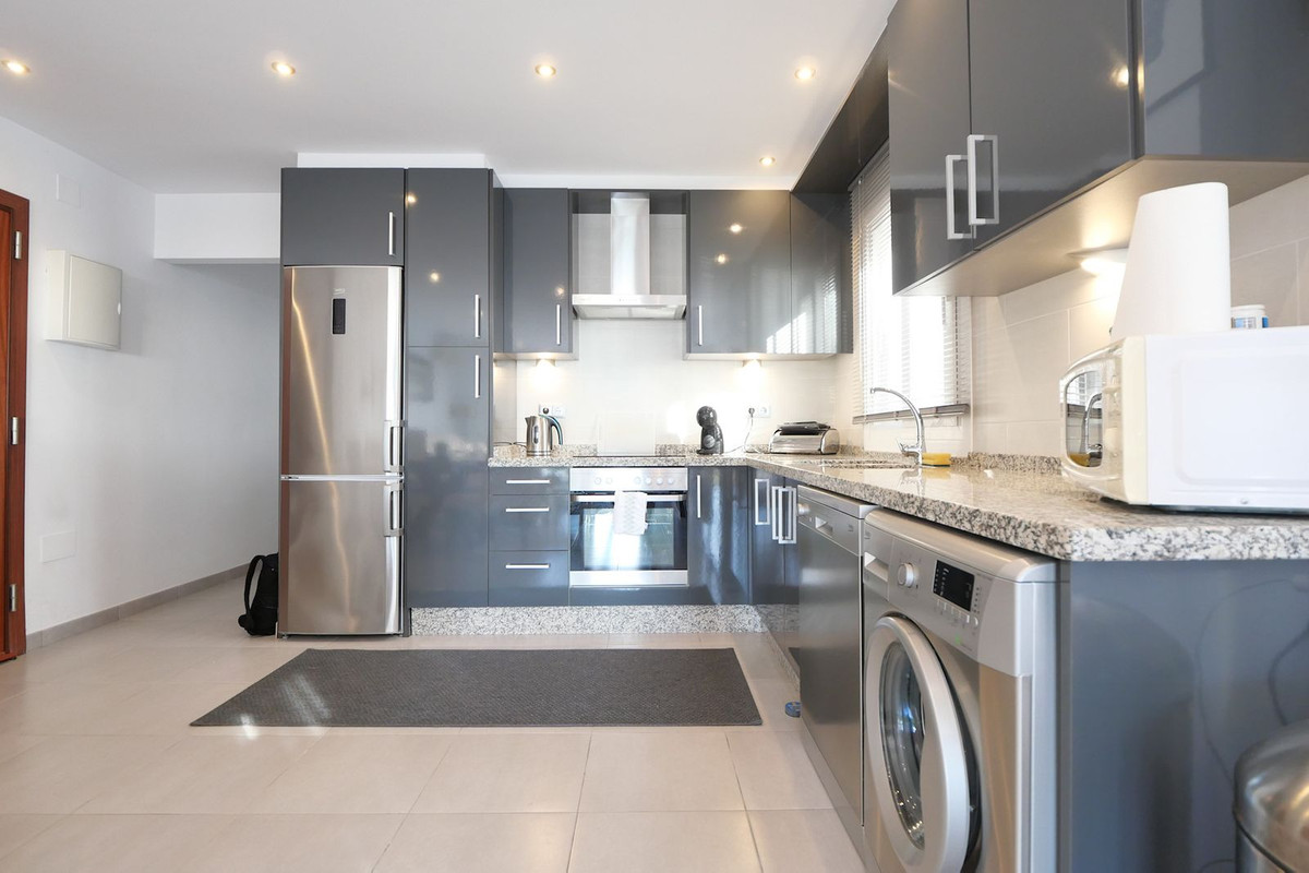 86993d99ae73b0448bddf5aab7dd5541 - 6