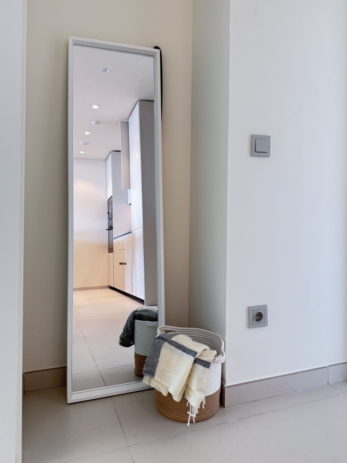 88eda6d931a1e4ca1609c5a047f471c0 - 22