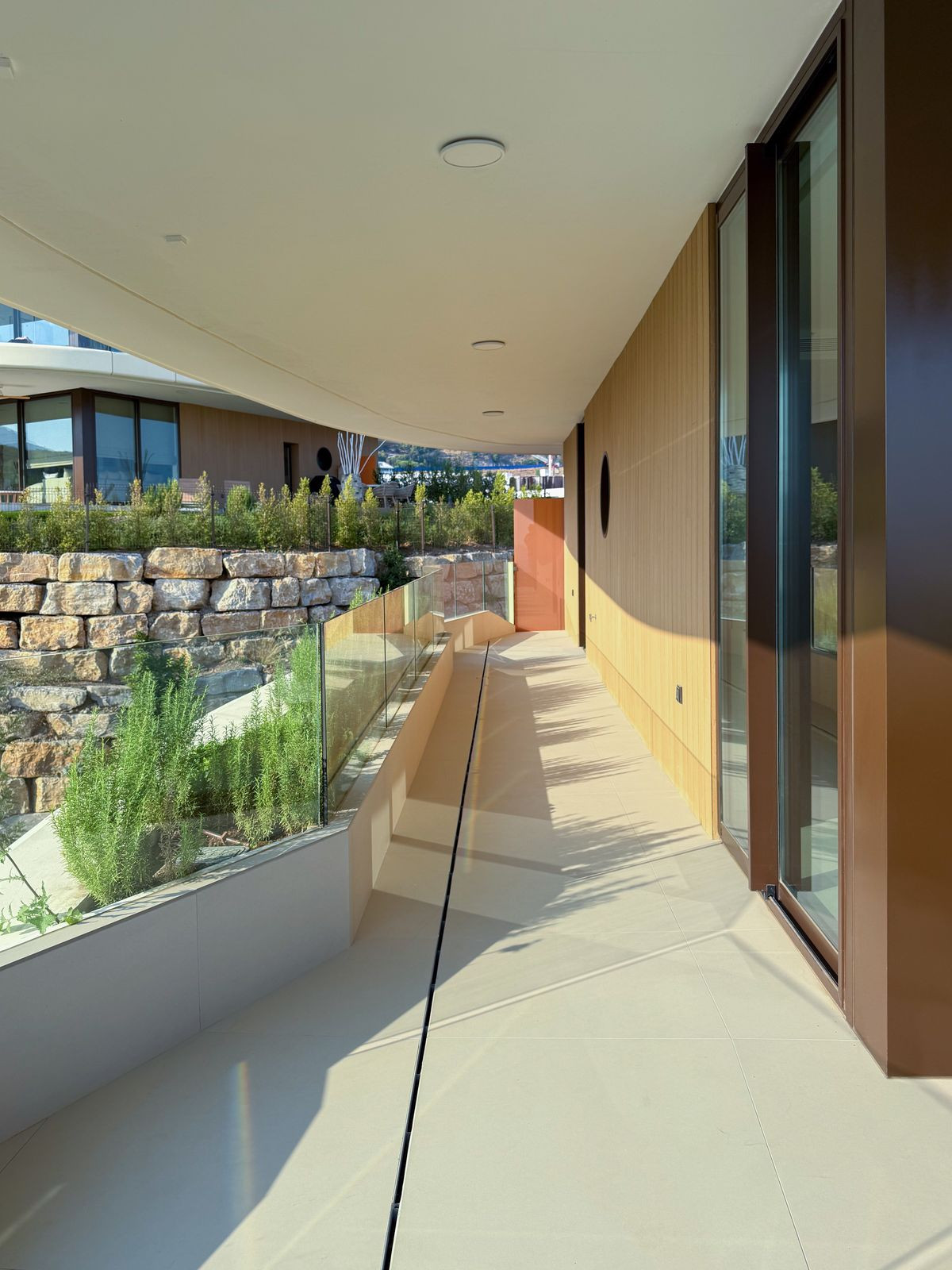 88eda6d931a1e4ca1609c5a047f471c0 - 24