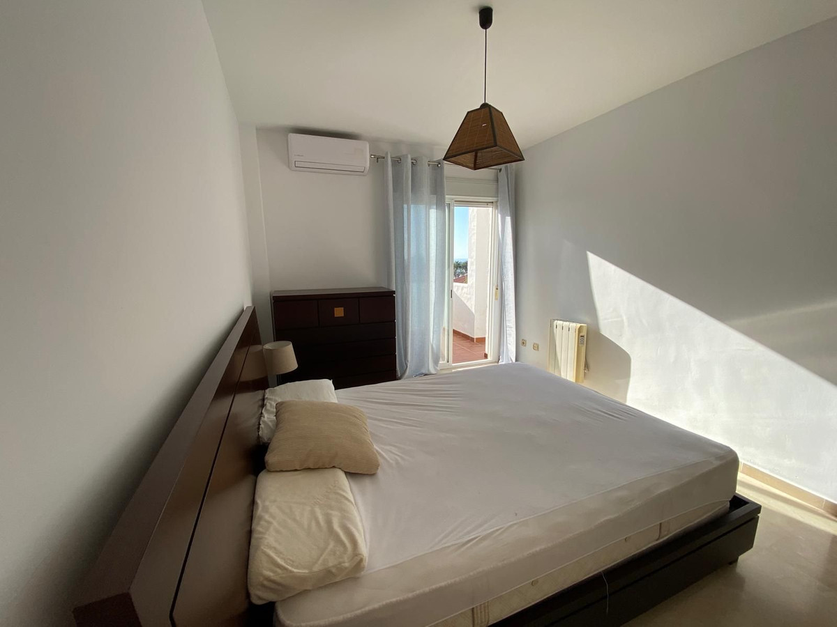 8b4b1fa2a306b998a0d60d7438953c9c - 15