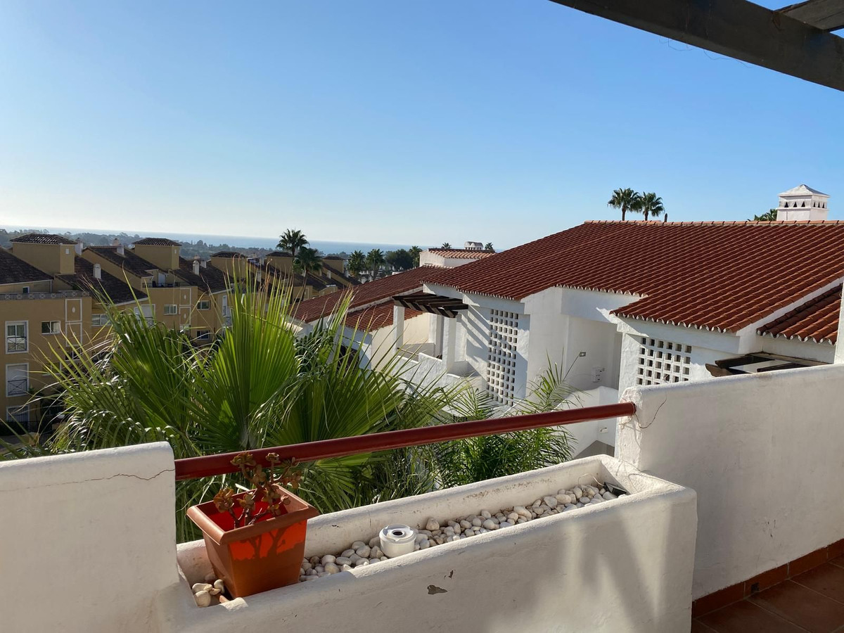 8b4b1fa2a306b998a0d60d7438953c9c - 32